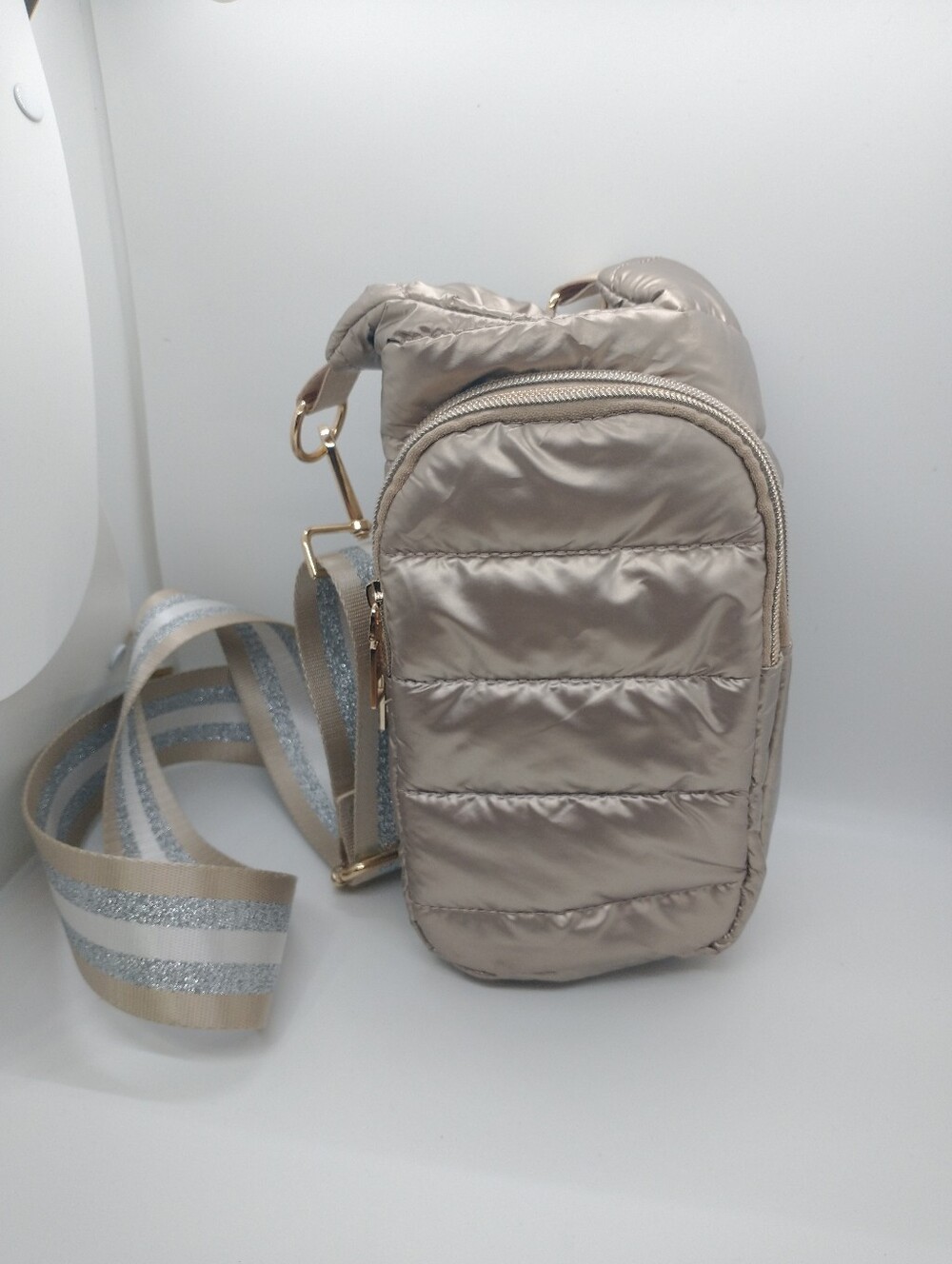 Wanderfull Puffer Gold Color Crossbody Water Bottle Carrier Bag 2 Pockets .